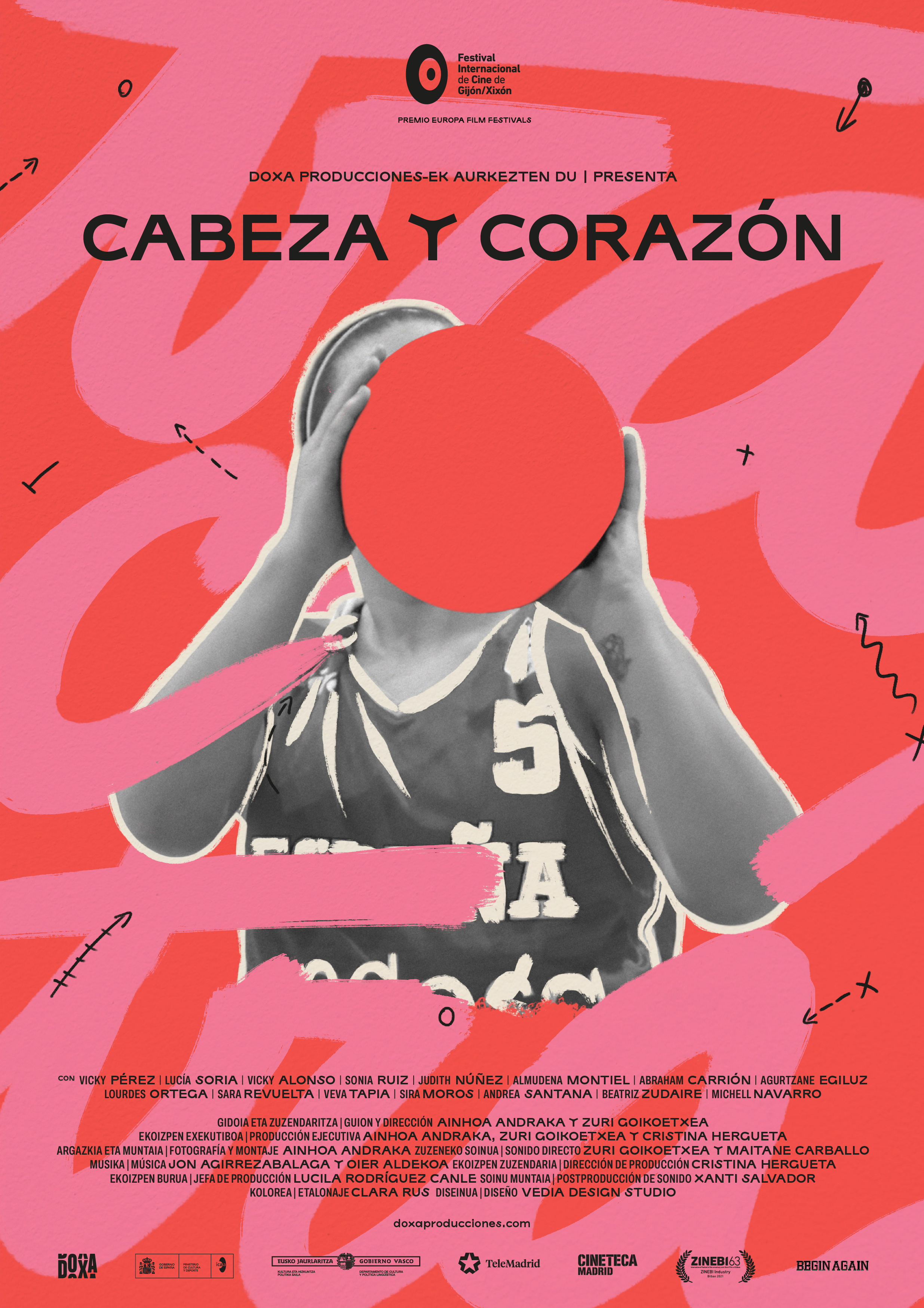 Proyección CABEZA Y CORAZÓN, Ainhoa Andraka y Zuri Goikoetxea, 2022.