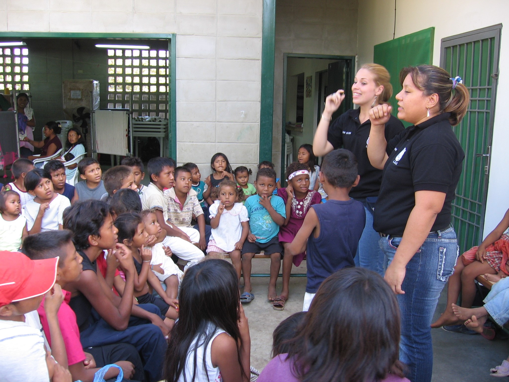 El CEPIN- Intervención comunitaria en el Barrio de Etnia Guajira de Maracaibo (Venezuela) - FUNDACIÓN ISABEL MARTÍN.