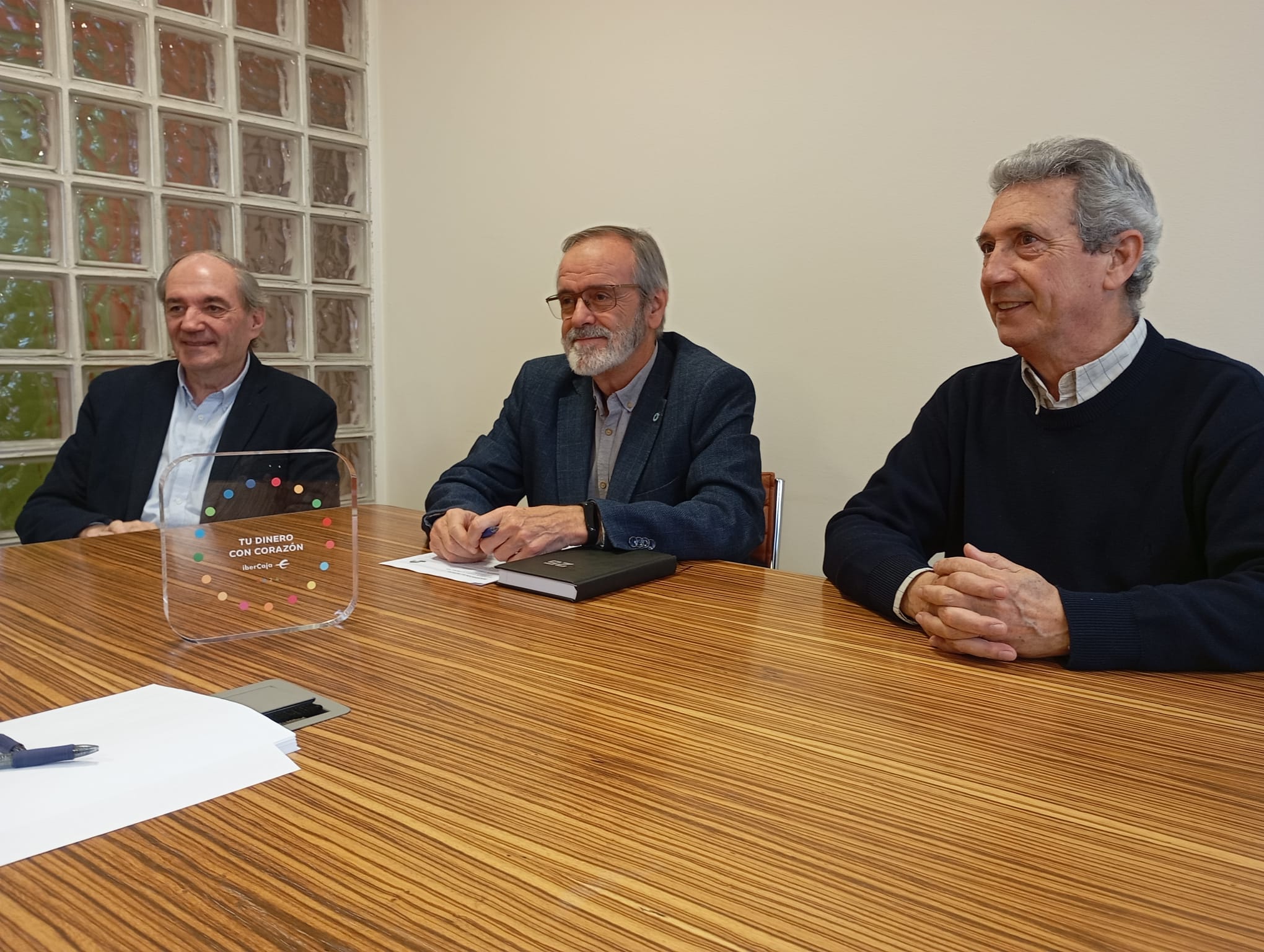 Fundación CAI apoya la autonomía de personas con discapacidad de Fundación Down a través de su colaboración con el proyecto "Tu dinero con corazón"