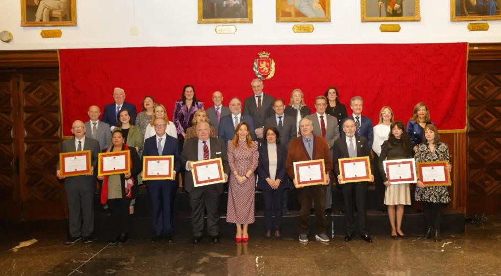 Jose Ramón Auría, presidente de Fundación CAI asiste al acto de celebración del 201 aniversario de la Policía Nacional