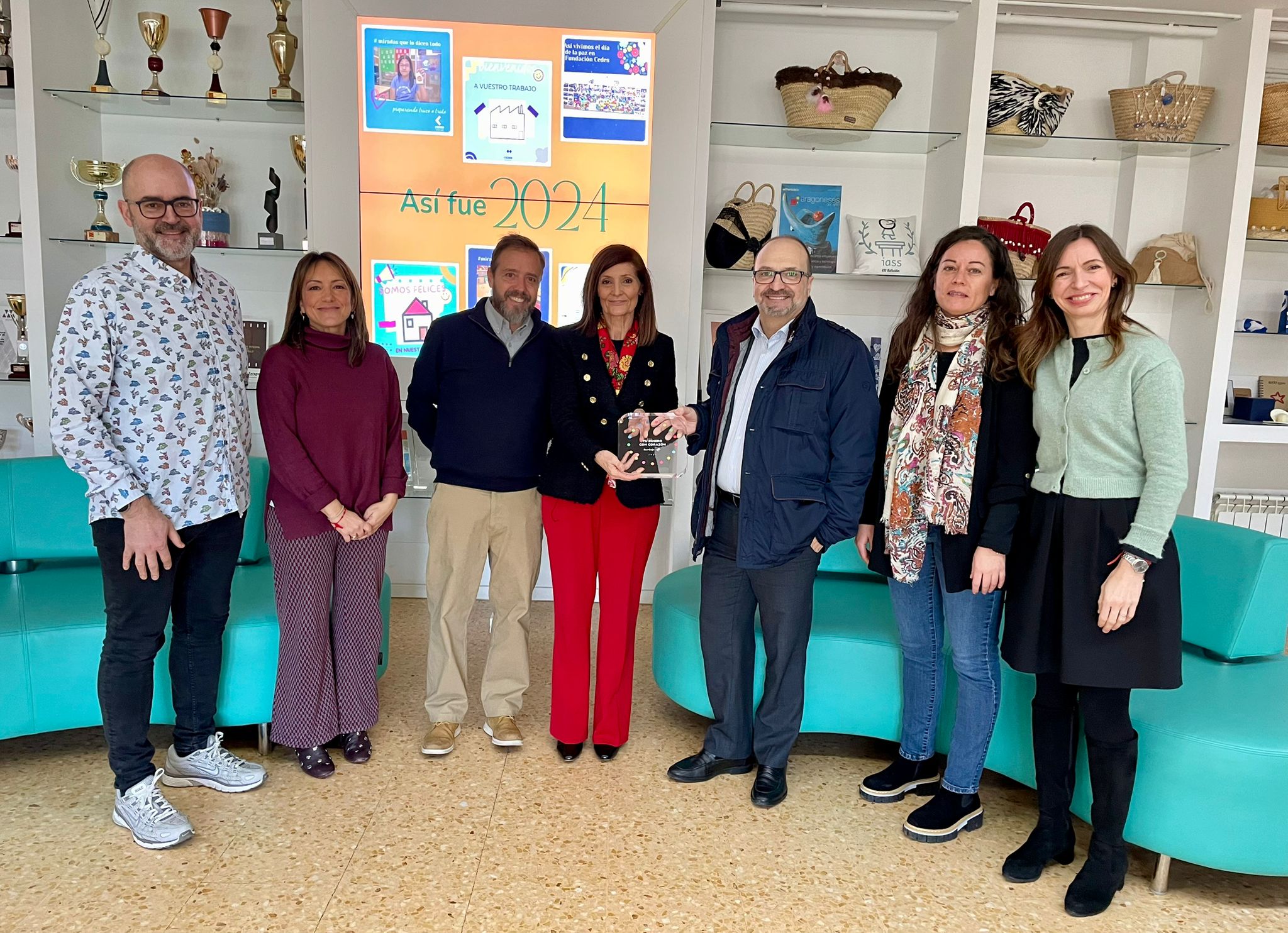 Fundación CAI apoya la inserción laboral de personas con discapacidad mediante el proyecto "Tu dinero con corazón" otorgado este año a Fundación CEDES