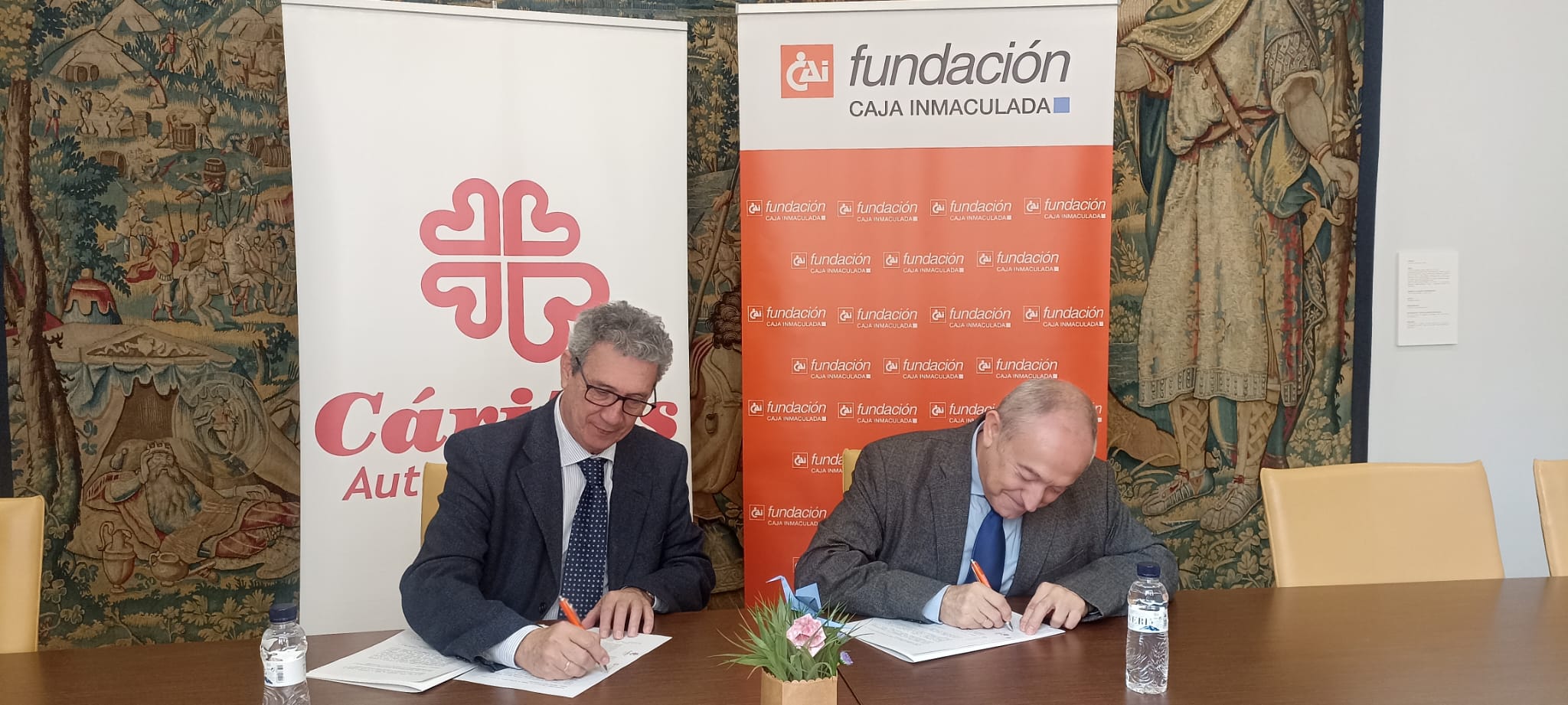 Fundación CAI y Cáritas Aragón firman un convenio para impulsar la inclusión social y el empleo