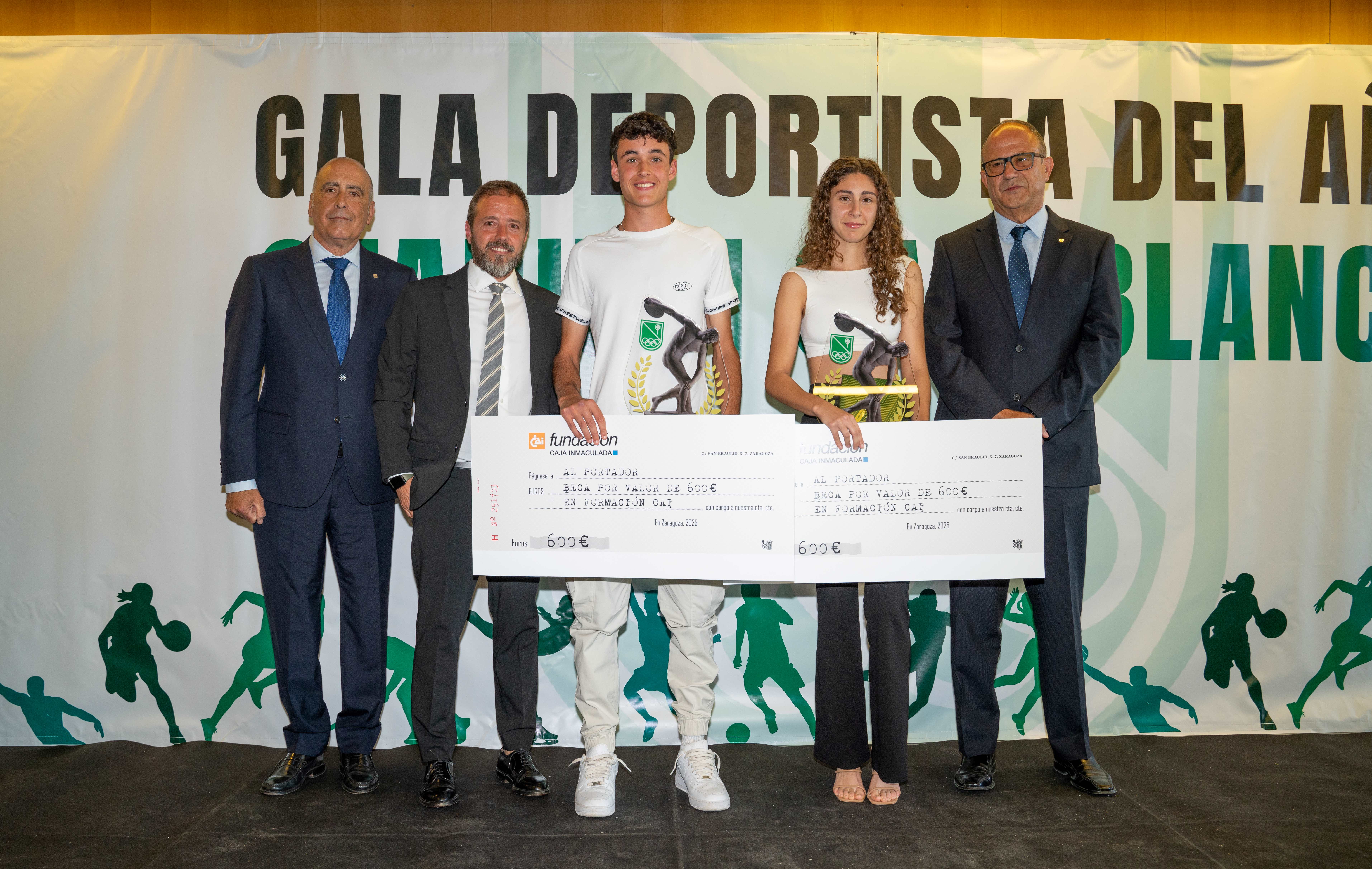 Formación y futuro: Fundación CAI entrega becas a jóvenes promesas del Stadium Casablanca