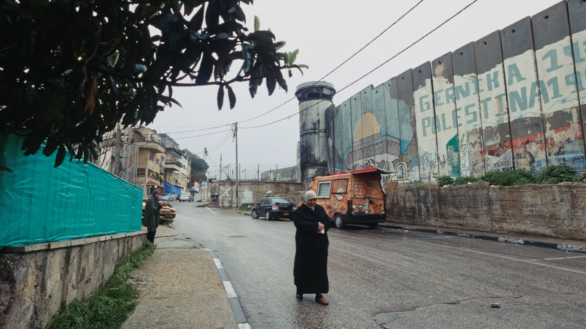 -Inauguración. Sección oficial: Shrinking space (“Espacio menguante”) Norma Nebot y Cristina Mora. 2025, 79 min., España