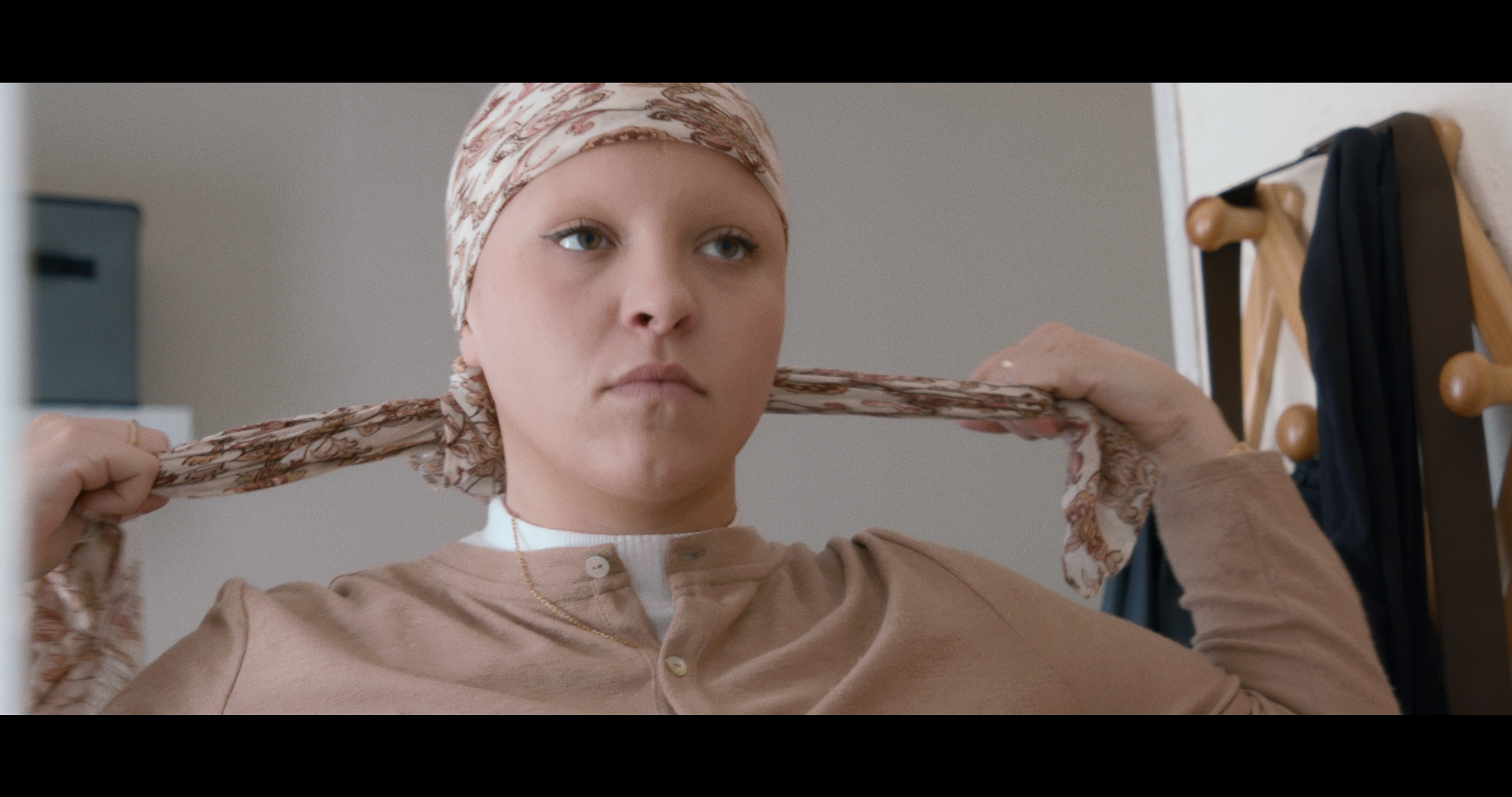 -Sección oficial: Mujeres calvas, Sandra Román. 2022, 86 min., España