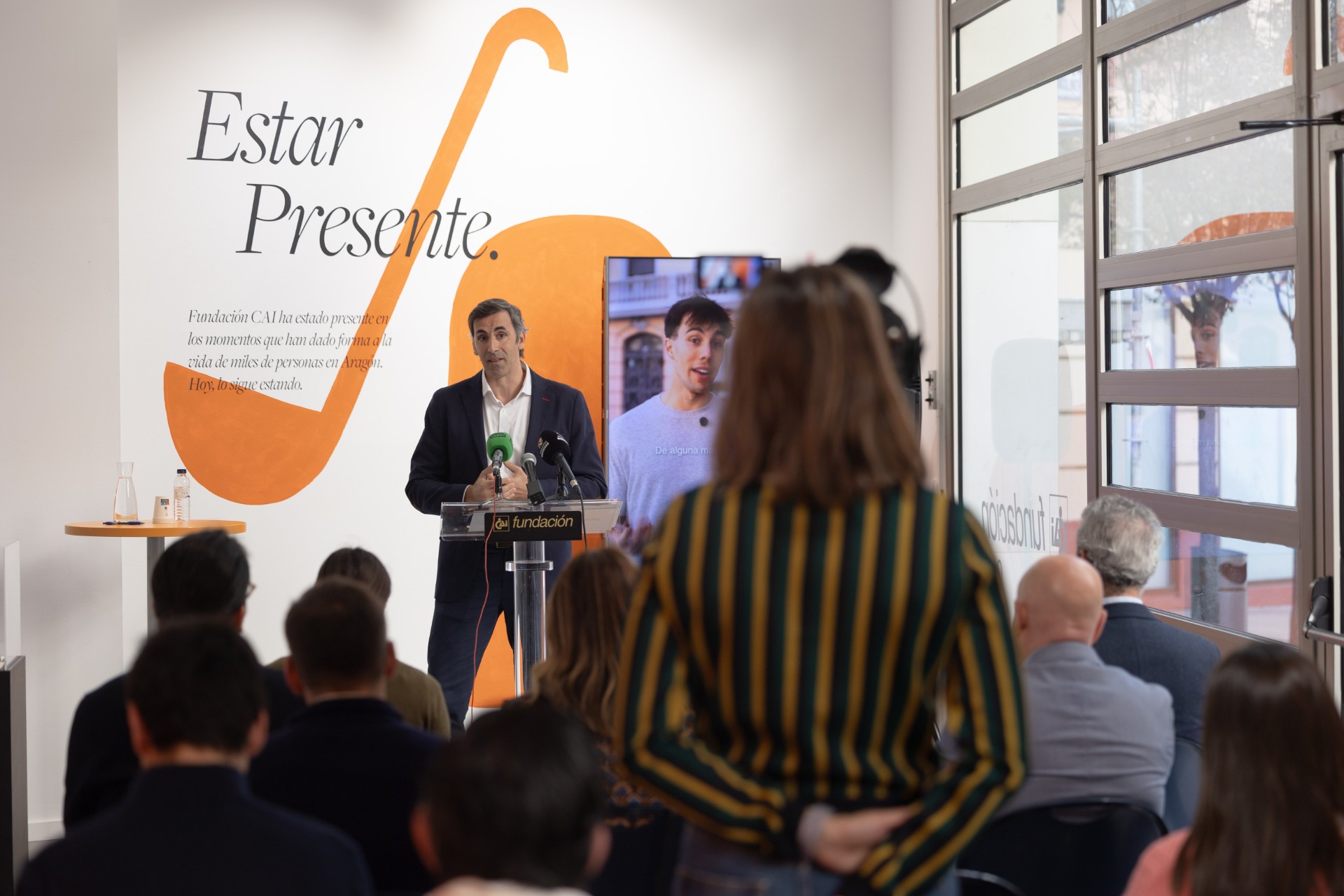 Fundación CAI presenta a su nuevo director en un encuentro con medios