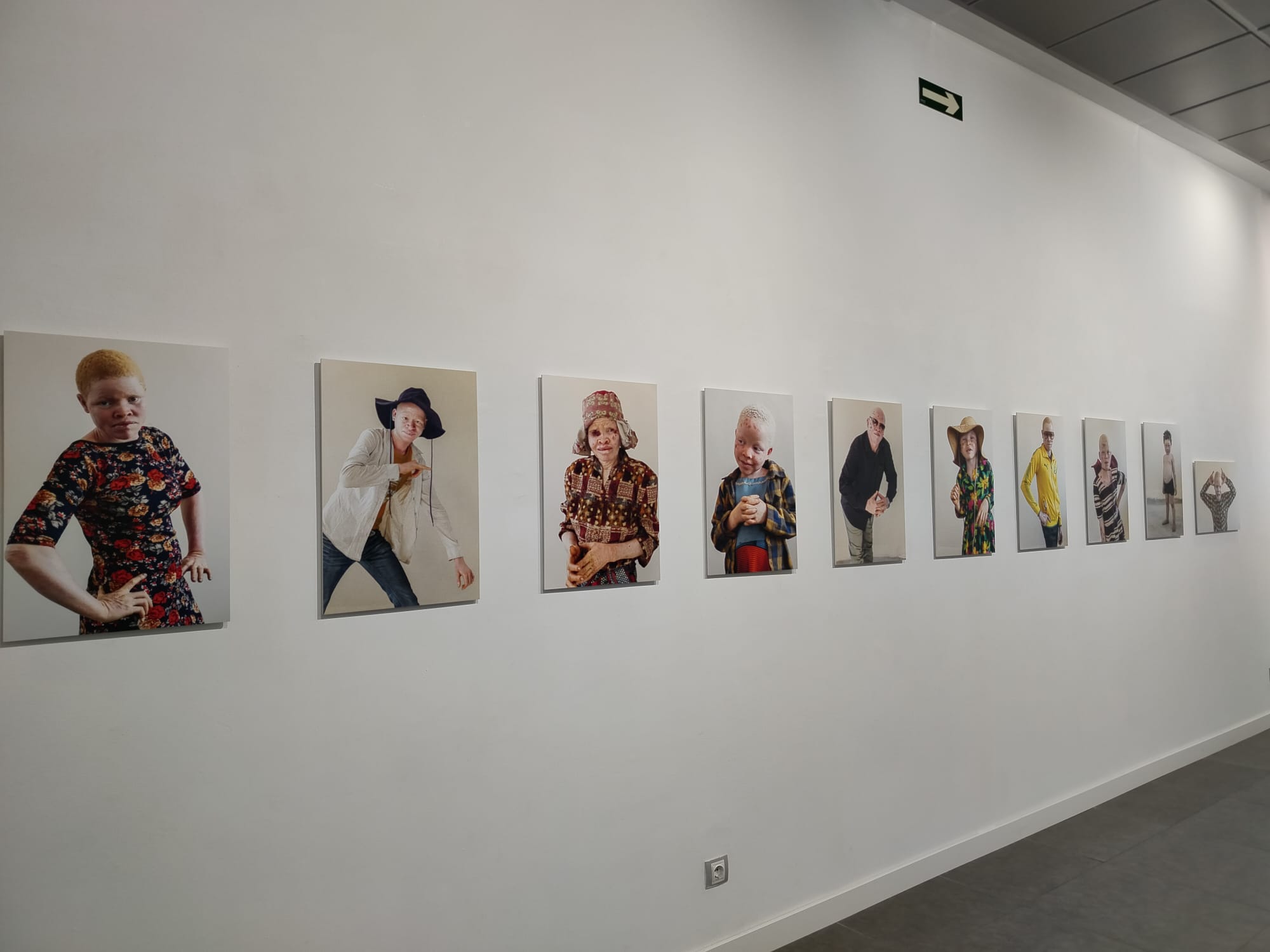 Exposición fotográfica "En Vuestra Piel" Asociación Dermalawi