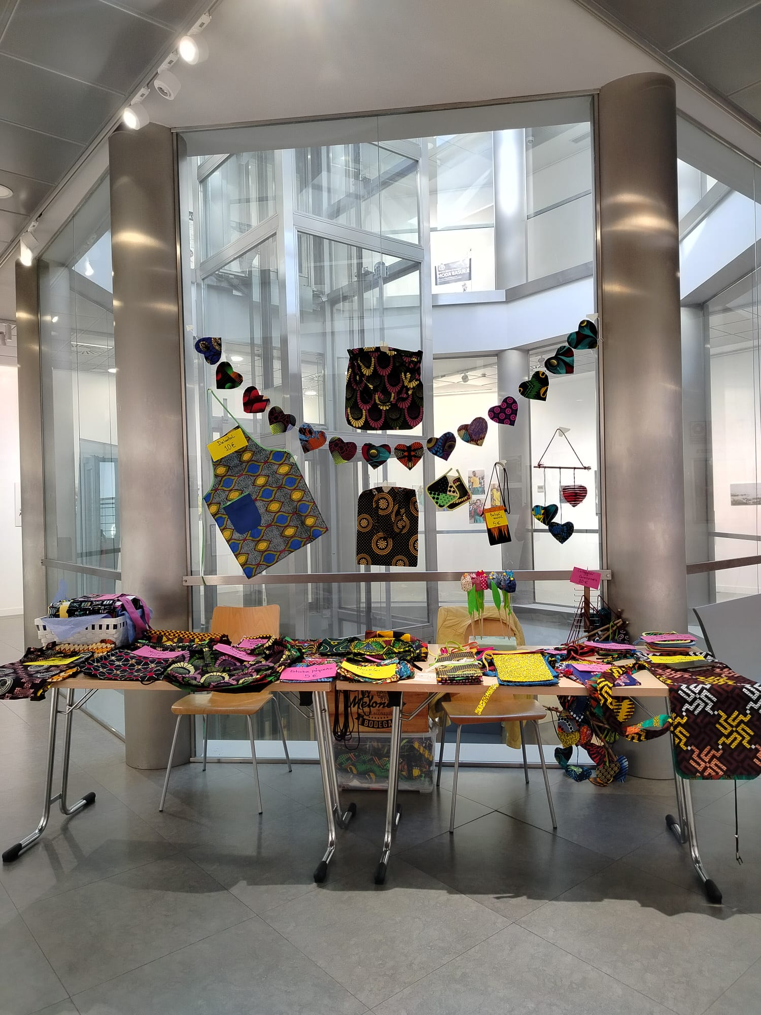 Exposición fotográfica "En Vuestra Piel" Asociación Dermalawi